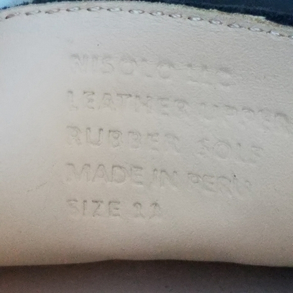 Nisolo Huarache Leather Sandals - Picture 8 of 8